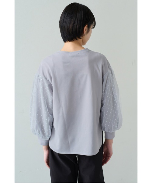 IEDIT(イディット)の「IEDIT 袖チュール重ねのカットソージョーゼットトップス(その他トップス・レディース・ホワイト/グレー・M/L/LL/3L/S)」の8枚目の写真