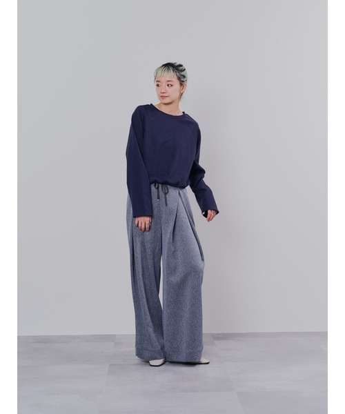 DOLLUPOOPS（ドールアップウップス）の「バックストライプトップス（Tシャツ/カットソー・レディース・アイボリー/ホワイト/ネイビー・38）」の6枚目の写真