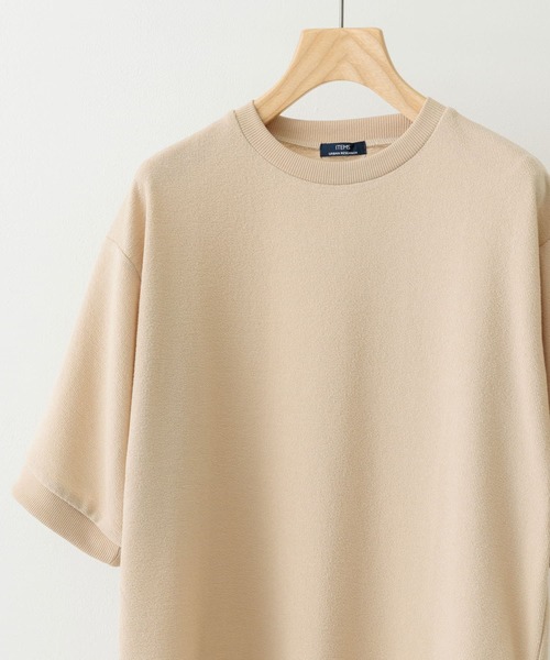ITEMS URBANRESEARCH（アイテムズ アーバンリサーチ）の「クレープジョーゼットクルーネック Tシャツ（Tシャツ/カットソー・メンズ・ベージュ/チャコールグレー/カーキ/ブラック・SMALL/MEDIUM/LARGE）」の3枚目の写真