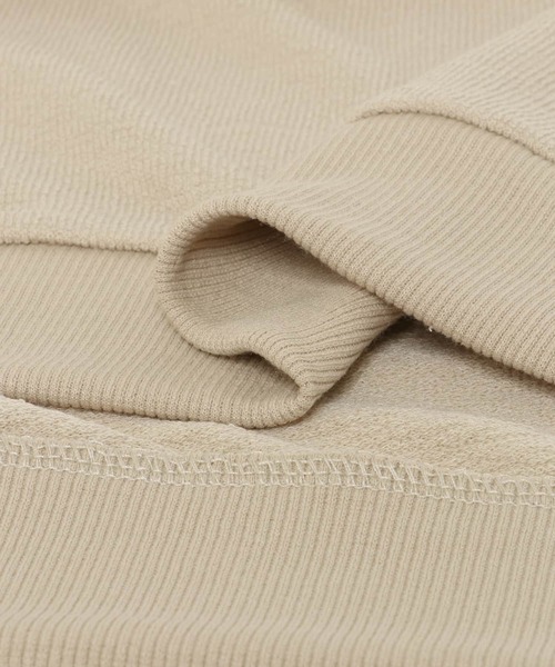 ITEMS URBANRESEARCH（アイテムズ アーバンリサーチ）の「クレープジョーゼットクルーネック Tシャツ（Tシャツ/カットソー・メンズ・ベージュ/チャコールグレー/カーキ/ブラック・SMALL/MEDIUM/LARGE）」の10枚目の写真