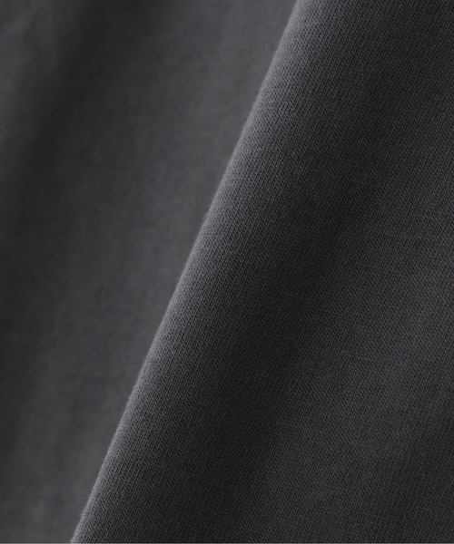 NATURAL BEAUTY BASIC（ナチュラルビューティーベーシック）の「◇メタルポイントクロップドＴシャツ（Tシャツ/カットソー・レディース・チャコールグレー/オフホワイト/ブルー・FREE）」の5枚目の写真