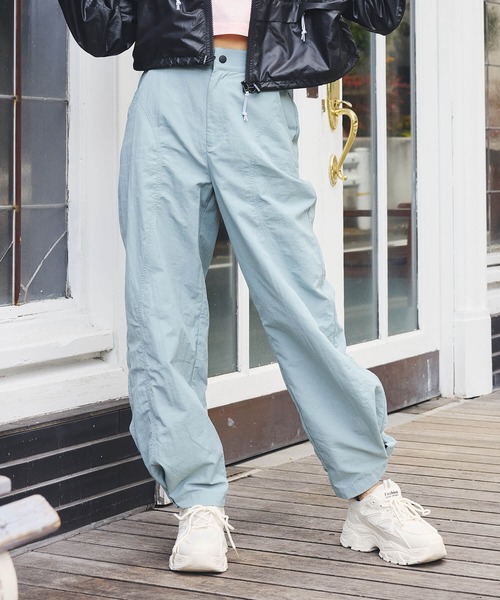 DURAS(デュラス)の「ナイロンスノーパンツ(カーゴパンツ・レディース・グリーン/ベージュ/チャコール・SMALL/MEDIUM)」の16枚目の写真