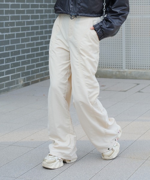 DURAS(デュラス)の「ナイロンスノーパンツ(カーゴパンツ・レディース・グリーン/ベージュ/チャコール・SMALL/MEDIUM)」の15枚目の写真