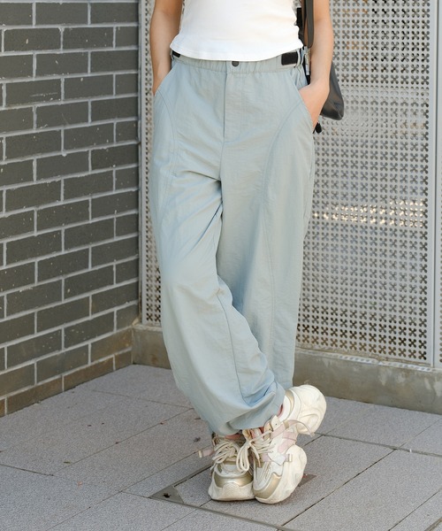 DURAS(デュラス)の「ナイロンスノーパンツ(カーゴパンツ・レディース・グリーン/ベージュ/チャコール・SMALL/MEDIUM)」の7枚目の写真