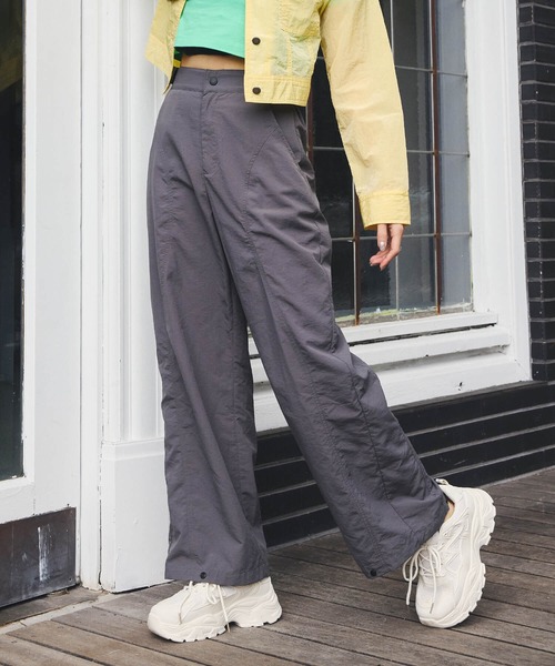 DURAS(デュラス)の「ナイロンスノーパンツ(カーゴパンツ・レディース・グリーン/ベージュ/チャコール・SMALL/MEDIUM)」の13枚目の写真