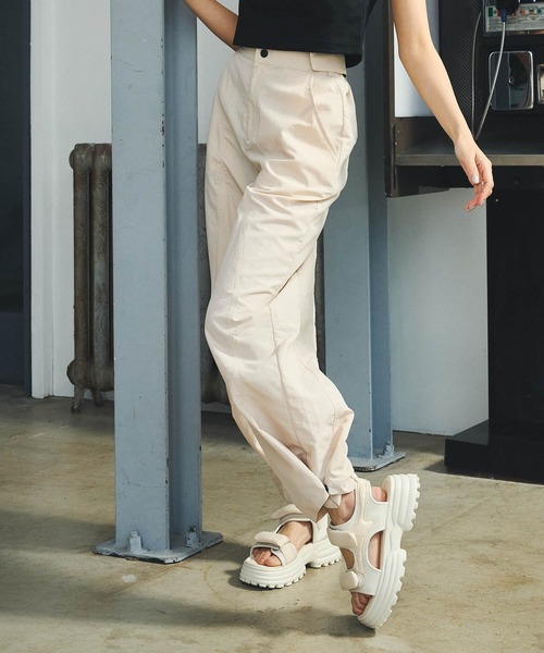 DURAS(デュラス)の「ナイロンスノーパンツ(カーゴパンツ・レディース・グリーン/ベージュ/チャコール・SMALL/MEDIUM)」の14枚目の写真