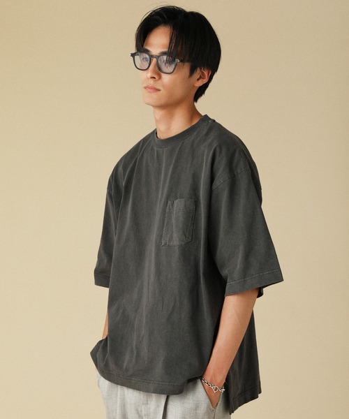 VERON(ヴァロン)の「ピグメント米綿(USAコットン)天竺グラスポケット付きクルーネック半袖ボクシーTシャツ(Tシャツ/カットソー・メンズ・スミクロ/ブラック/オリーブ/グレー・L/M)」の3枚目の写真