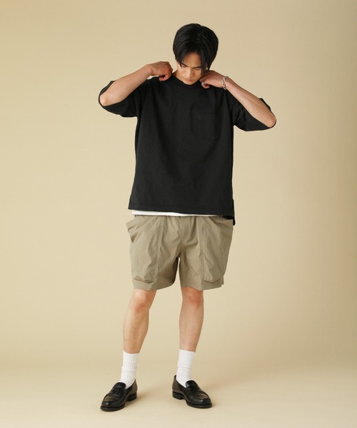 VERON(ヴァロン)の「ピグメント米綿(USAコットン)天竺グラスポケット付きクルーネック半袖ボクシーTシャツ(Tシャツ/カットソー・メンズ・スミクロ/ブラック/オリーブ/グレー・L/M)」の16枚目の写真