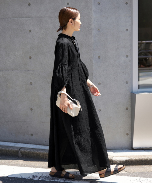 大きいサイズTO BE CHIC上質レースティアードワンピース44黒99000円 大きいサイズTO BE CHIC上質レースティアードワンピース44黒99000円