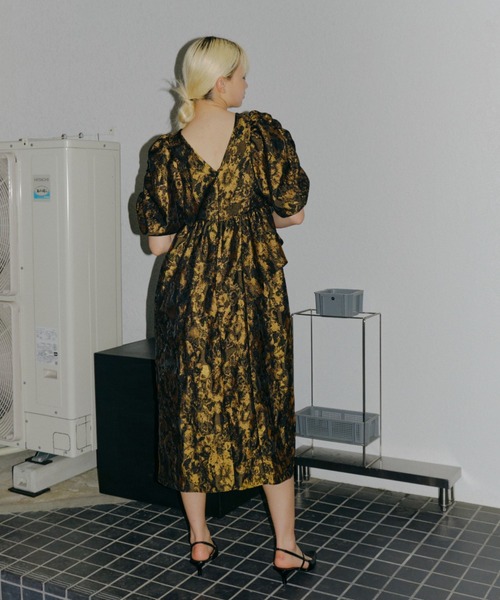 バブルスリーブジャガードドレス / bubble sleeve jacquard