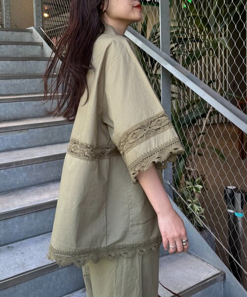 CIAOPANIC TYPY(チャオパニックティピー)の「切替レースオーバー5分袖ジャケット(シャツ/ブラウス・レディース・カーキ/ブラック/ホワイト/ブラウン・SMALL/MEDIUM)」の16枚目の写真