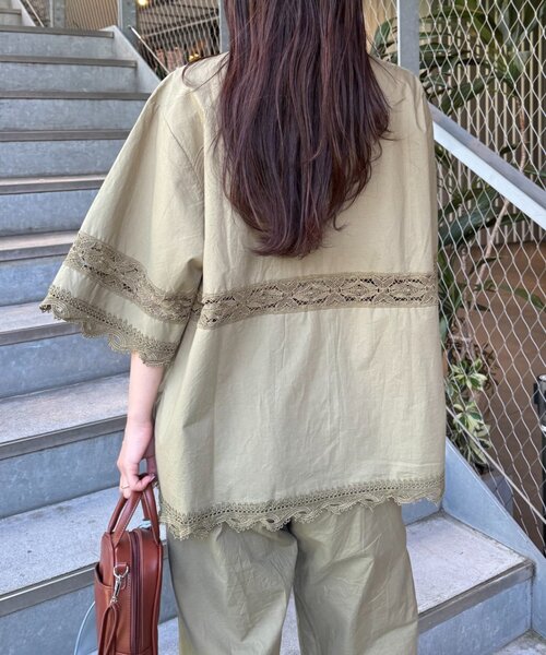 CIAOPANIC TYPY(チャオパニックティピー)の「切替レースオーバー5分袖ジャケット(シャツ/ブラウス・レディース・カーキ/ブラック/ホワイト/ブラウン・SMALL/MEDIUM)」の17枚目の写真