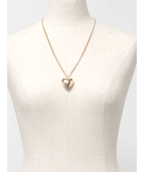 jouetie（ジュエティ）の「ビッグハートロングネックレス（ネックレス・レディース・ゴールド/シルバー・FREE）」の8枚目の写真