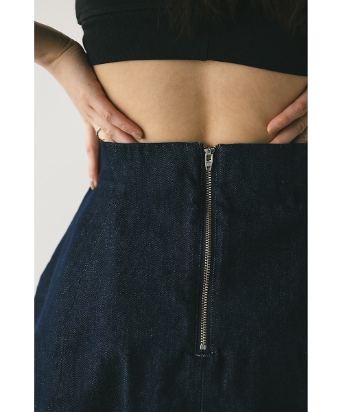 STYLEMIXER(スタイルミキサー)の「デニムミニスカートパンツ(スカート・レディース・インディゴブルー・SMALL/MEDIUM)」の3枚目の写真