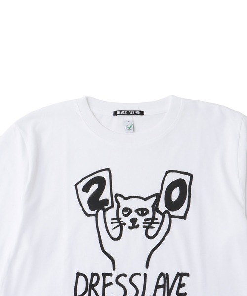 BLACK SCORE(ブラックスコア)の「BLACK SCORE × DRESSLAVE / 20th round cat long tee(アニバーサリー ラウンドキャットロングスリーブTシャツ BSL UNISEX LS T-SHIRT)(Tシャツ/カットソー・レディース・ホワイト・36)」の5枚目の写真