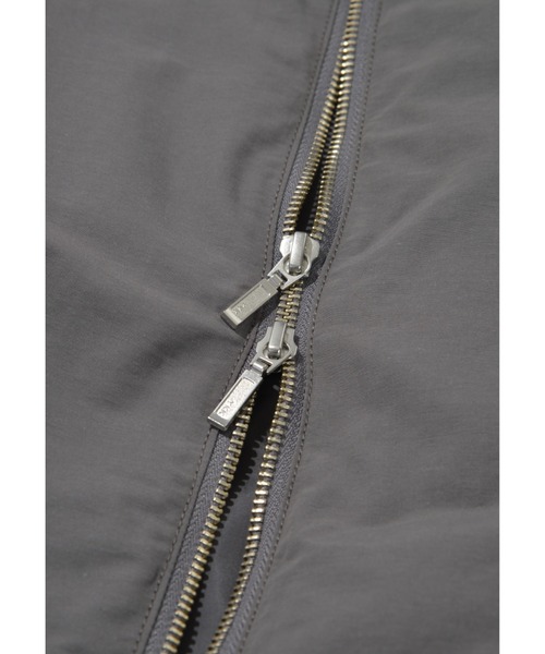 SUPERTHANKS（スーパーサンクス）の「Wファスナージャケットブルゾン(コットンナイロン)Zip-up Padded Short Jacket（ブルゾン・メンズ・ブラック/グレイッシュベージュ/チャコールグレー・L/M/S）」の13枚目の写真