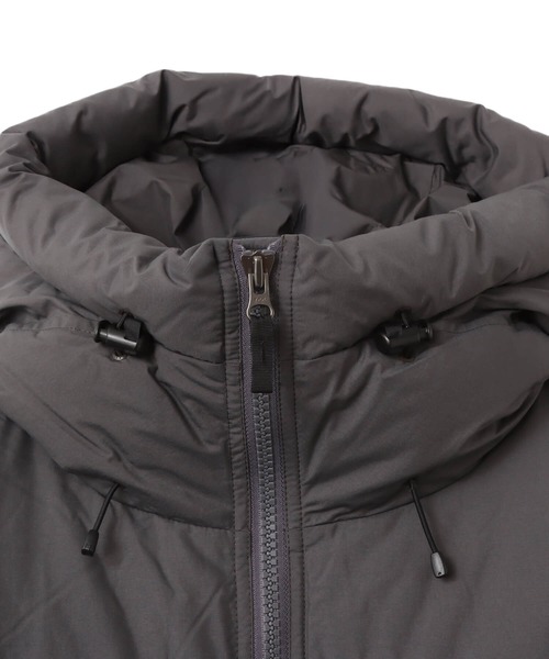 THE NORTH FACE(ザノースフェイス)の「THE NORTH FACE Alteration Down Shell Parka / ザ・ノース・フェイス オルタレーション ダウン シェル パーカー(ダウンジャケット/コート・メンズ・ベージュ/グレー/ブラック・XL/L/M/S)」の4枚目の写真