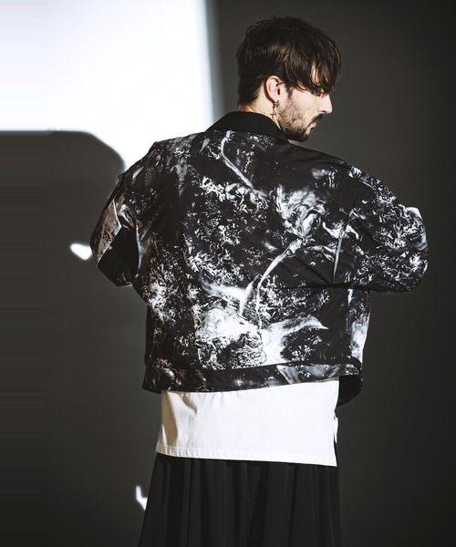 NO ID.(ノーアイディ)の「【NO ID.】Big Swing Top Blouson / ビッグ スイング トップ ブルゾン(ブルゾン・メンズ・ブラック/グレー/その他22・ONE SIZE)」の18枚目の写真