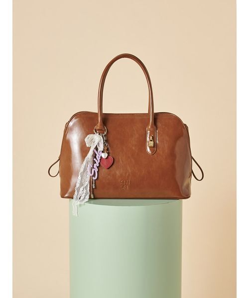 SNIDEL(スナイデル)の「ラバーロゴチャーム(チャーム・レディース・マスタード/ラベンダー/ホワイト・F)」の9枚目の写真