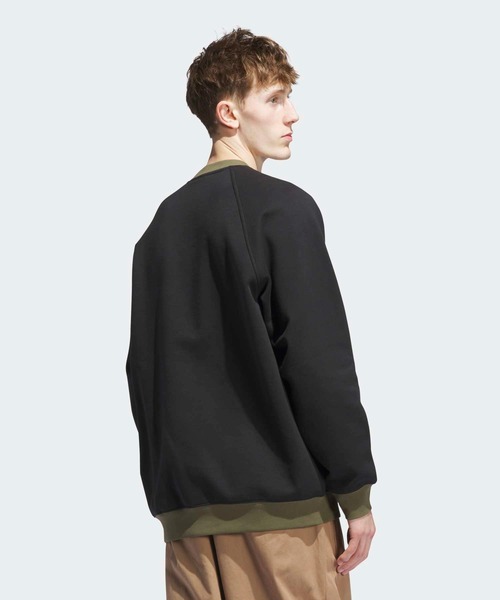 セール】スケートボーディングの刺しゅう入りG クルーネックセーター