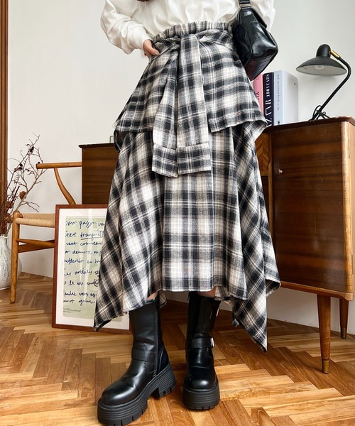 セール】ラップ風ランダムヘムチェックスカート（スカート）｜moment+