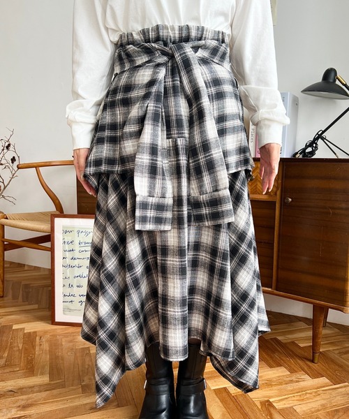 セール】ラップ風ランダムヘムチェックスカート（スカート）｜moment+