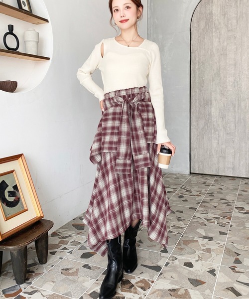 セール】ラップ風ランダムヘムチェックスカート（スカート）｜moment+