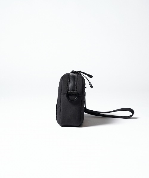 MAKAVELIC(マキャベリック)の「Core 2way Shoulder Bag(バックパック/リュック・メンズ・ダークネイビー/カーキ・ONESIZE)」の4枚目の写真