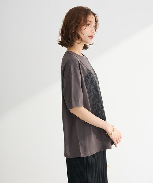 Sugar spoon（シュガースプーン）の「・SUGAR SPOON トロンプルイユTEE（Tシャツ/カットソー・レディース・オフホワイト/チャコールグレー/レッド・FREE）」の9枚目の写真