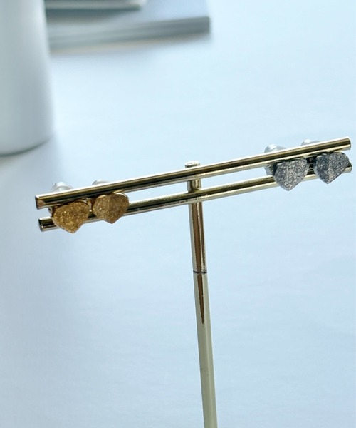 ciite' surgical stainless(シーテサージカルステンレス)の「【 金属アレルギー対応 】グリッターハートピアス サージカルステンレス(両耳用)(ピアス(両耳用)・レディース・ゴールド/シルバー・FREE)」の20枚目の写真