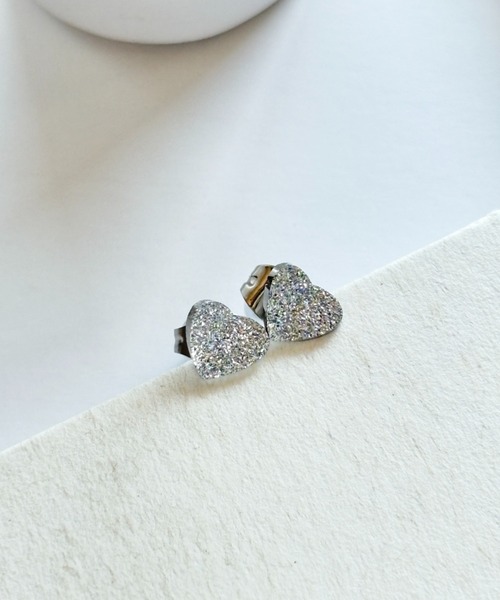 ciite' surgical stainless(シーテサージカルステンレス)の「【 金属アレルギー対応 】グリッターハートピアス サージカルステンレス(両耳用)(ピアス(両耳用)・レディース・ゴールド/シルバー・FREE)」の15枚目の写真