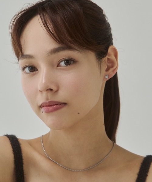 ciite' surgical stainless(シーテサージカルステンレス)の「【 金属アレルギー対応 】グリッターハートピアス サージカルステンレス(両耳用)(ピアス(両耳用)・レディース・ゴールド/シルバー・FREE)」の11枚目の写真