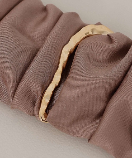 Monocoro toppi（モノコロトッピ）の「サテン　ロールカフ　ヘアカフ　ポニーフック（その他ヘアアクセサリー・レディース・ブラック/ブラウン系その他/ライトグレー・フリー）」の8枚目の写真