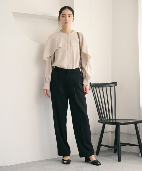 BEAUTY&YOUTH UNITED ARROWS(ビューティーアンドユースユナイテッドアローズ)の「【WEB限定 Wardrobe DAILY MINIMAL】フリルレイヤーブラウス ウォッシャブル(シャツ/ブラウス・レディース・ベージュ/ダークブラウン/オフホワイト・FREE)」の7枚目の写真