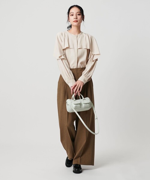 BEAUTY&YOUTH UNITED ARROWS(ビューティーアンドユースユナイテッドアローズ)の「【WEB限定 Wardrobe DAILY MINIMAL】フリルレイヤーブラウス ウォッシャブル(シャツ/ブラウス・レディース・ベージュ/ダークブラウン/オフホワイト・FREE)」の12枚目の写真