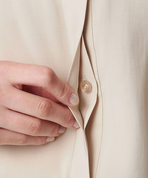 BEAUTY&YOUTH UNITED ARROWS(ビューティーアンドユースユナイテッドアローズ)の「【WEB限定 Wardrobe DAILY MINIMAL】フリルレイヤーブラウス ウォッシャブル(シャツ/ブラウス・レディース・ベージュ/ダークブラウン/オフホワイト・FREE)」の19枚目の写真