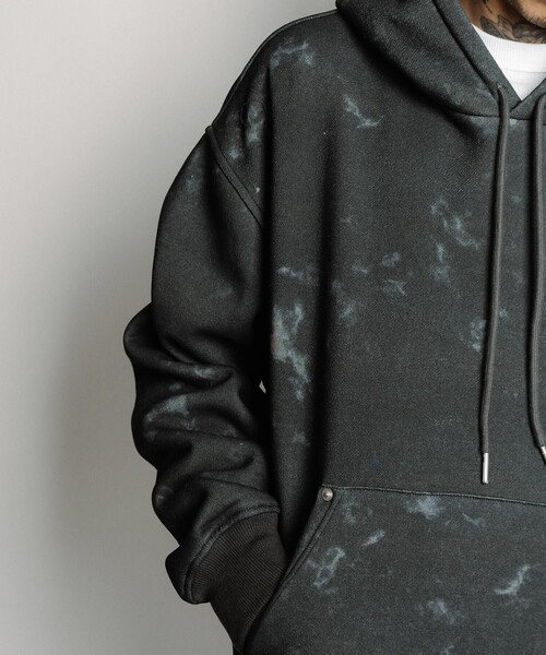 Subciety（サブサエティ）の「Patterned hoodie（ベスト・メンズ・ブラック/カモフラージュ/レオパード/ブラック系その他・X-LARGE/LARGE/MEDIUM/SMALL）」の22枚目の写真