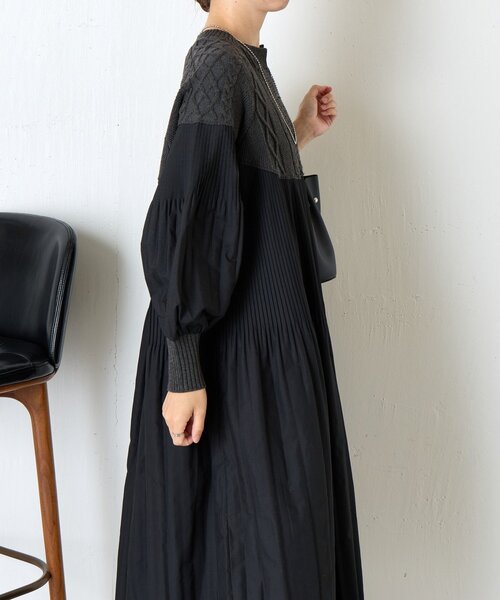 Jena espace merveilleux（ジェナ　エスパスメルヴェイユ）の「ケーブルニットプリーツワンピース（ワンピース・レディース・ブラック/ベージュ・FREE）」の7枚目の写真