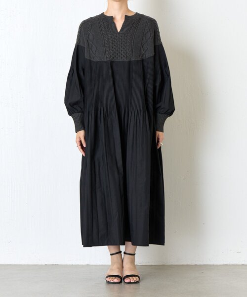 Jena espace merveilleux（ジェナ　エスパスメルヴェイユ）の「ケーブルニットプリーツワンピース（ワンピース・レディース・ブラック/ベージュ・FREE）」の9枚目の写真