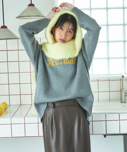 Doux archives(ドゥアルシーヴ)の「カレッジロゴニットプルオーバー(ニット/セーター・レディース・ベージュ/チャコールグレー/グレー・FREE)」の15枚目の写真
