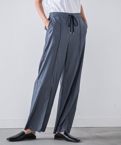 la.f…（ラエフ）の「【WEB限定】デニム見えシャンブレーワイドパンツ≪洗濯機で洗える≫（その他パンツ・レディース・ネイビー/ブラック・7号/9号/11号）」の8枚目の写真