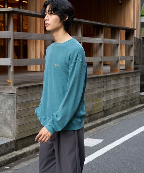 PENNEYS（ぺニーズ）の「PENNEYS/ペニーズ 別注 THE FOX ロゴワンポイント刺繍 ヴィンテージ加工 ヘビーワッフルクルーネックプルオーバー（Tシャツ/カットソー・レディース・ブラック/ブラウン/グレー/ブルー系/ネイビー/ワイン/カーキ/アイボリー・S/L/M）」の13枚目の写真