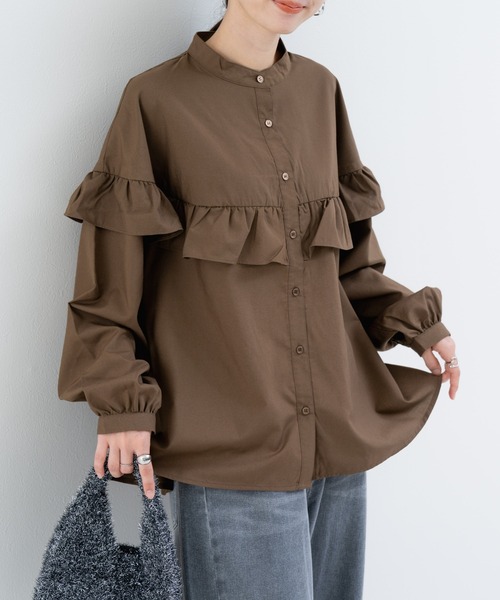 refinedworks（リファインドワークス）の「【refinedworks】華やぎを添える フリルブラウス（シャツ/ブラウス・レディース・ブラック/オフホワイト/ブラウン・FREE）」の3枚目の写真