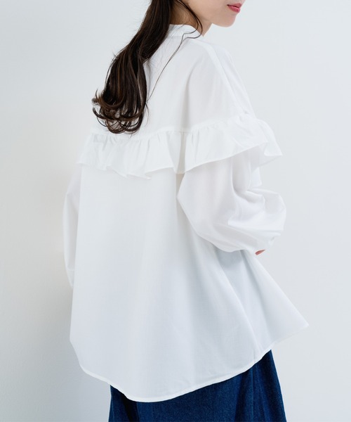 refinedworks（リファインドワークス）の「【refinedworks】華やぎを添える フリルブラウス（シャツ/ブラウス・レディース・ブラック/オフホワイト/ブラウン・FREE）」の5枚目の写真