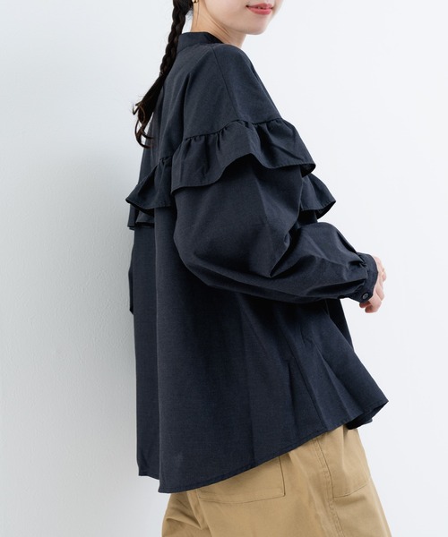 refinedworks（リファインドワークス）の「【refinedworks】華やぎを添える フリルブラウス（シャツ/ブラウス・レディース・ブラック/オフホワイト/ブラウン・FREE）」の10枚目の写真