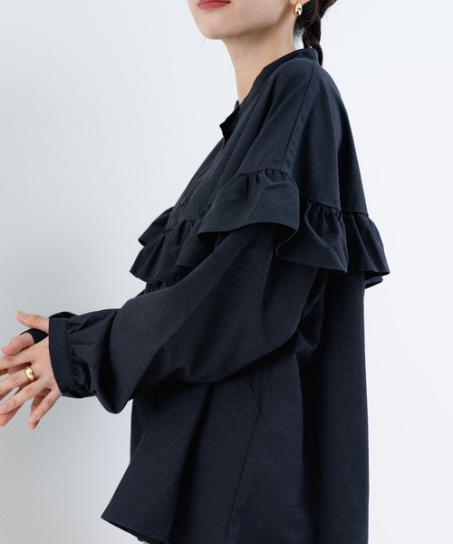 refinedworks（リファインドワークス）の「【refinedworks】華やぎを添える フリルブラウス（シャツ/ブラウス・レディース・ブラック/オフホワイト/ブラウン・FREE）」の11枚目の写真