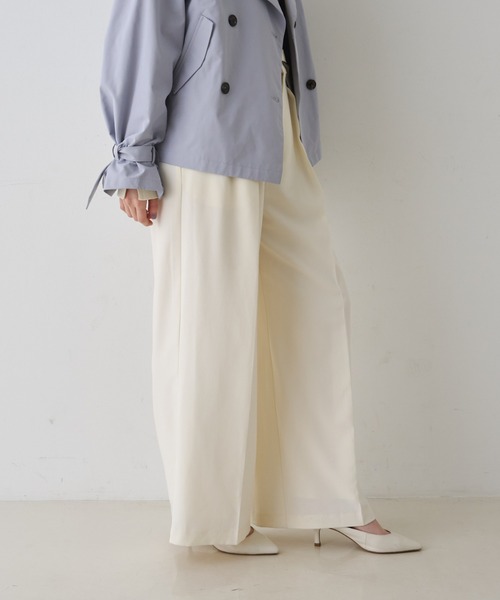 EMMA ROUGE VIF(エマルージュヴィフ)の「【新色登場】【一部店舗限定】【3サイズ展開】ベルト付きハイウエストタックパンツ(スラックス・レディース・オフホワイト/チャコールグレー/ネイビー・34/36/38)」の7枚目の写真