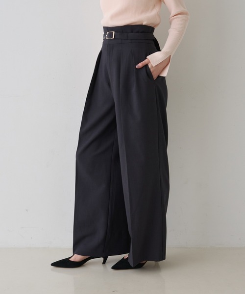 EMMA ROUGE VIF(エマルージュヴィフ)の「【新色登場】【一部店舗限定】【3サイズ展開】ベルト付きハイウエストタックパンツ(スラックス・レディース・オフホワイト/チャコールグレー/ネイビー・34/36/38)」の11枚目の写真