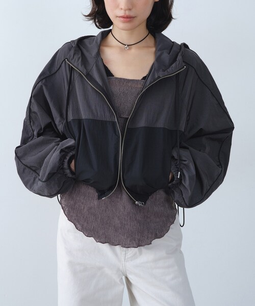 CODE A(コードエー)の「urban light crop blouson(ブルゾン・レディース・ブラック系4/ブラウン系その他5・00)」の1枚目の写真
