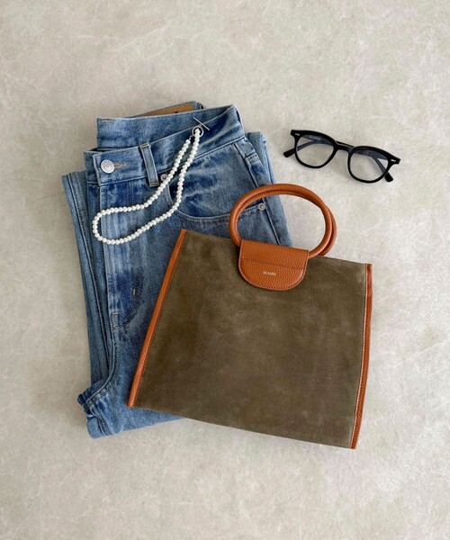 fredy emue（フレディエミュ）の「スエード配色底マチ立体ショルダーバッグ（ショルダーバッグ・レディース・ブラウン/オリーブ・FREE）」の2枚目の写真